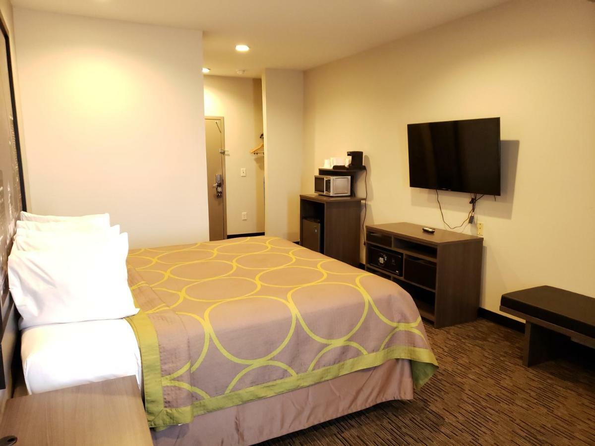מלון Super 8 By Wyndham St. Louis North מראה חיצוני תמונה