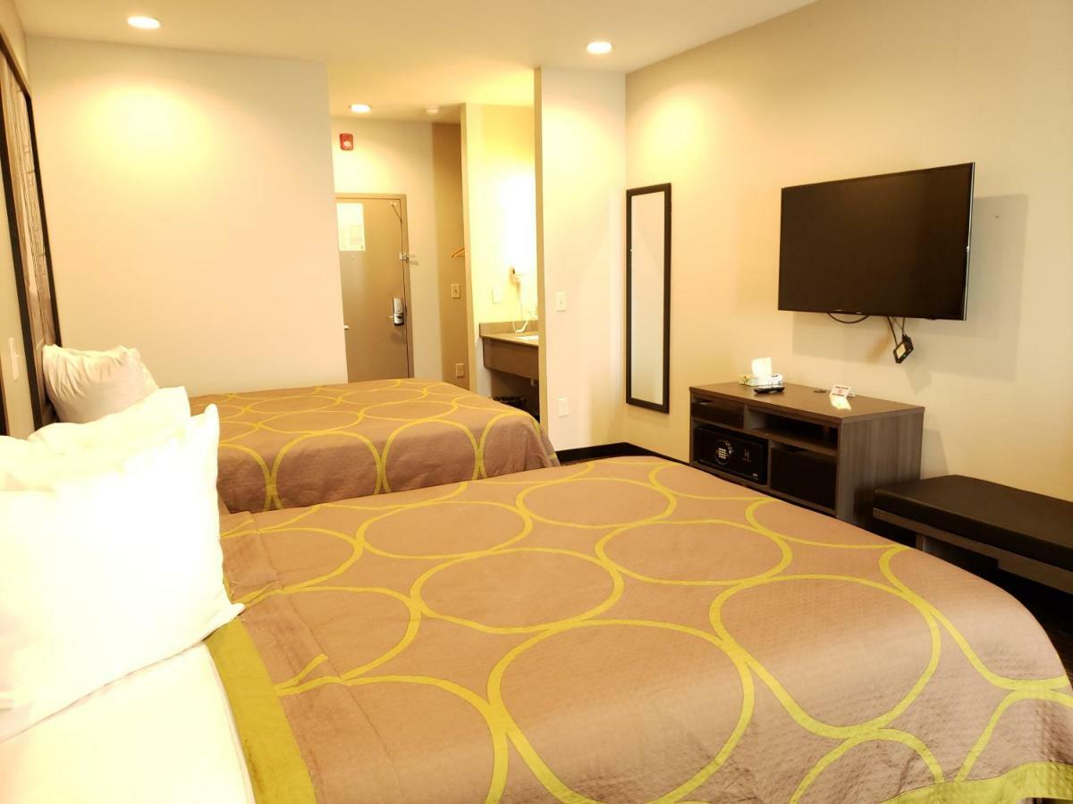 מלון Super 8 By Wyndham St. Louis North מראה חיצוני תמונה